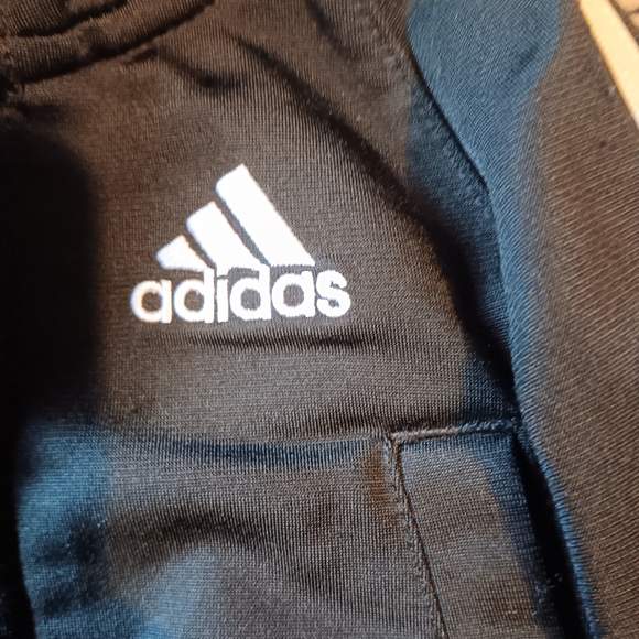 Adidas jacket size 0-3m - Picture 3 of 4